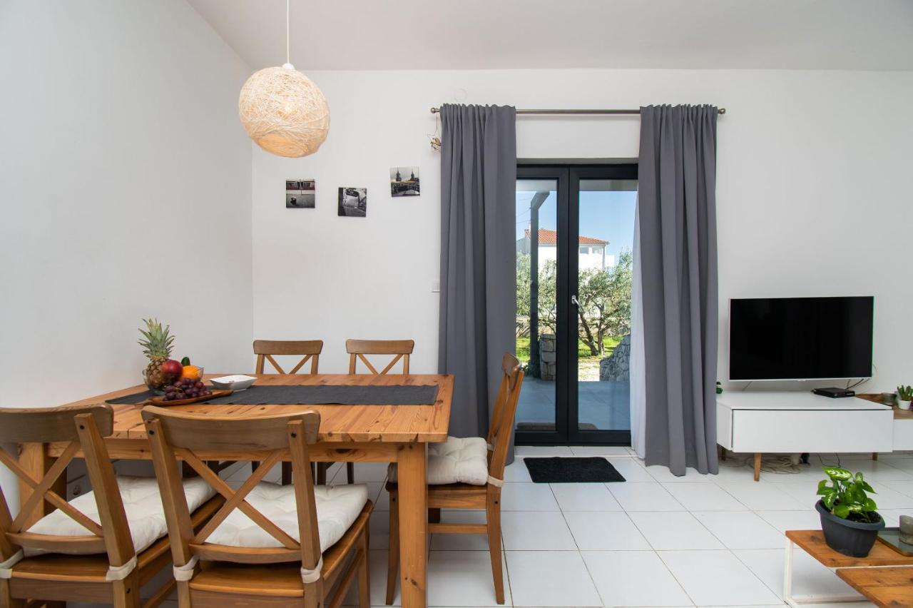 Apartments Slavica ヴォディツェ エクステリア 写真