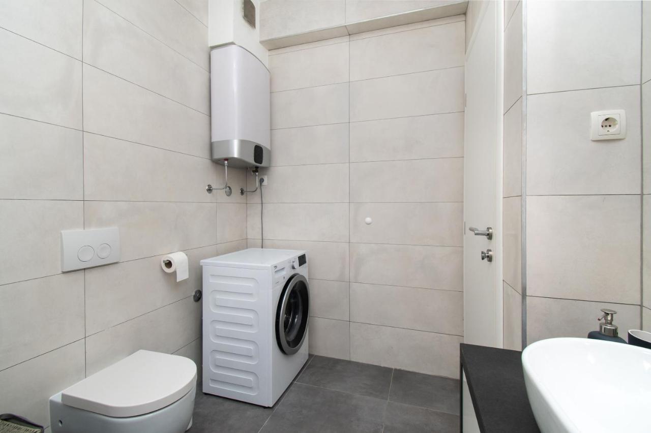 Apartments Slavica ヴォディツェ エクステリア 写真