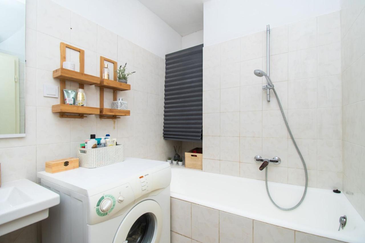 Apartments Slavica ヴォディツェ エクステリア 写真